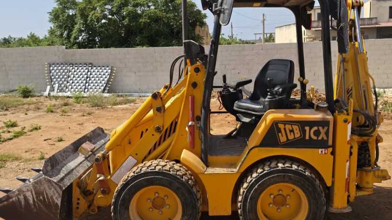 OmecoHub - JCB 1CX
